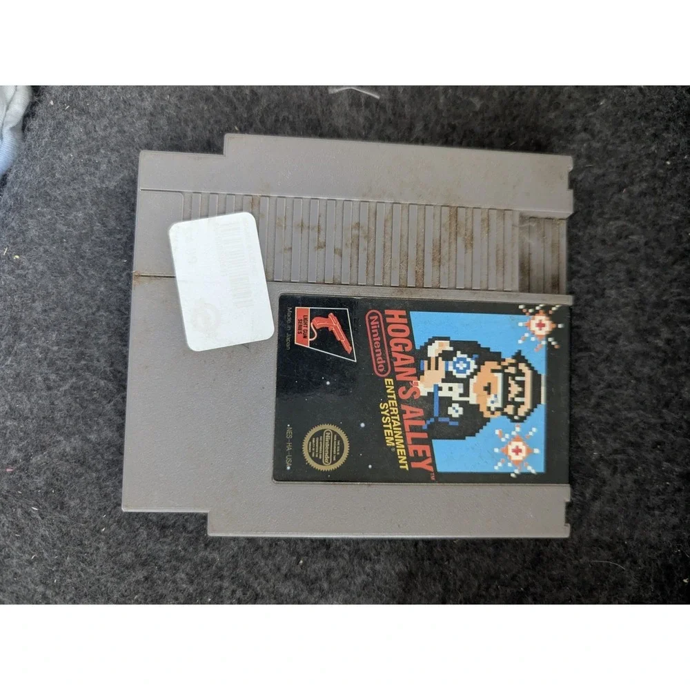 Vintage NES Hogan's Alley Nintendo Entertainment System Video‎ Game 1985